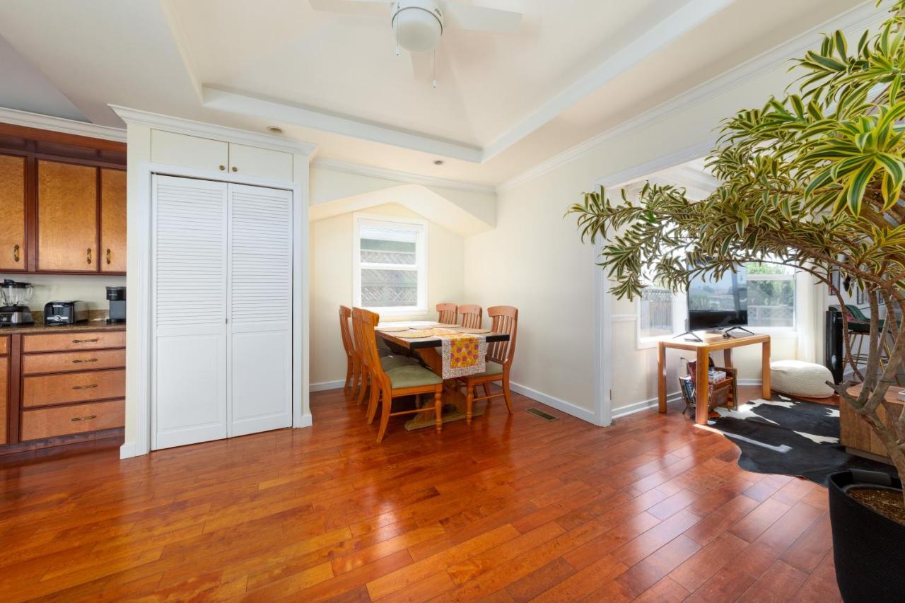 Spacious Renovated Petaluma Home- Pool Table, Fire Pit, Parking Eksteriør bilde