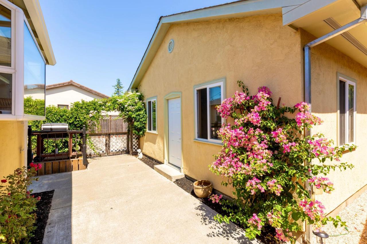 Spacious Renovated Petaluma Home- Pool Table, Fire Pit, Parking Eksteriør bilde